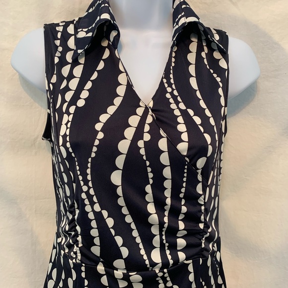 Navy blue 31" waist - Picture 3 of 4